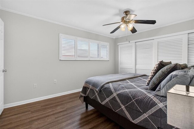 Building Photo - 6660 Cape Hatteras Way NE