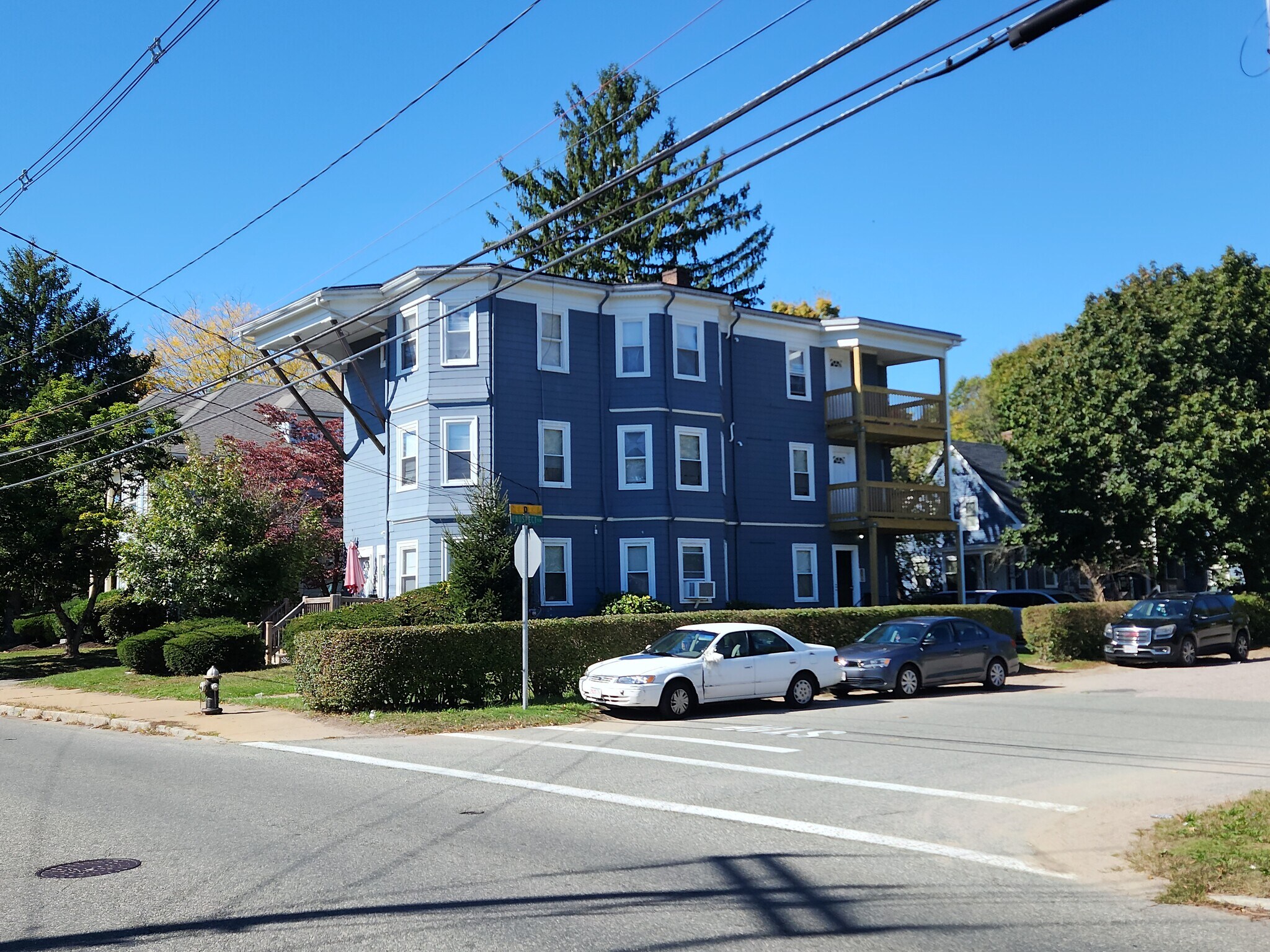 Building Photo - 245 Prospect St