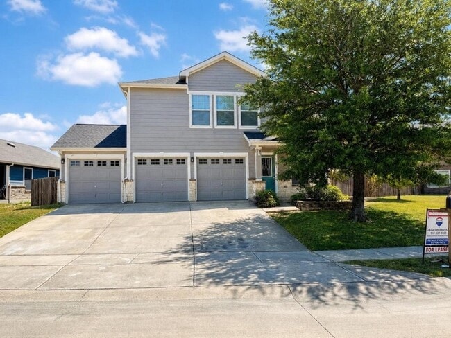 Building Photo - 1621 Village Park Trail