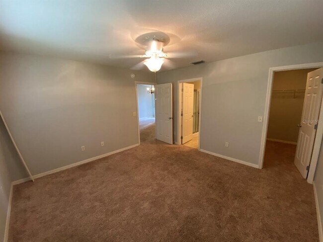 Building Photo - 281 Corbett Dr