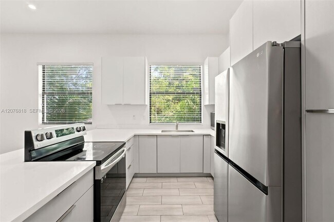 Building Photo - 1544 NW 59th St
