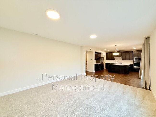 Building Photo - 8105 NE 167th Ave