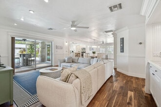 Building Photo - 5606 America Dr