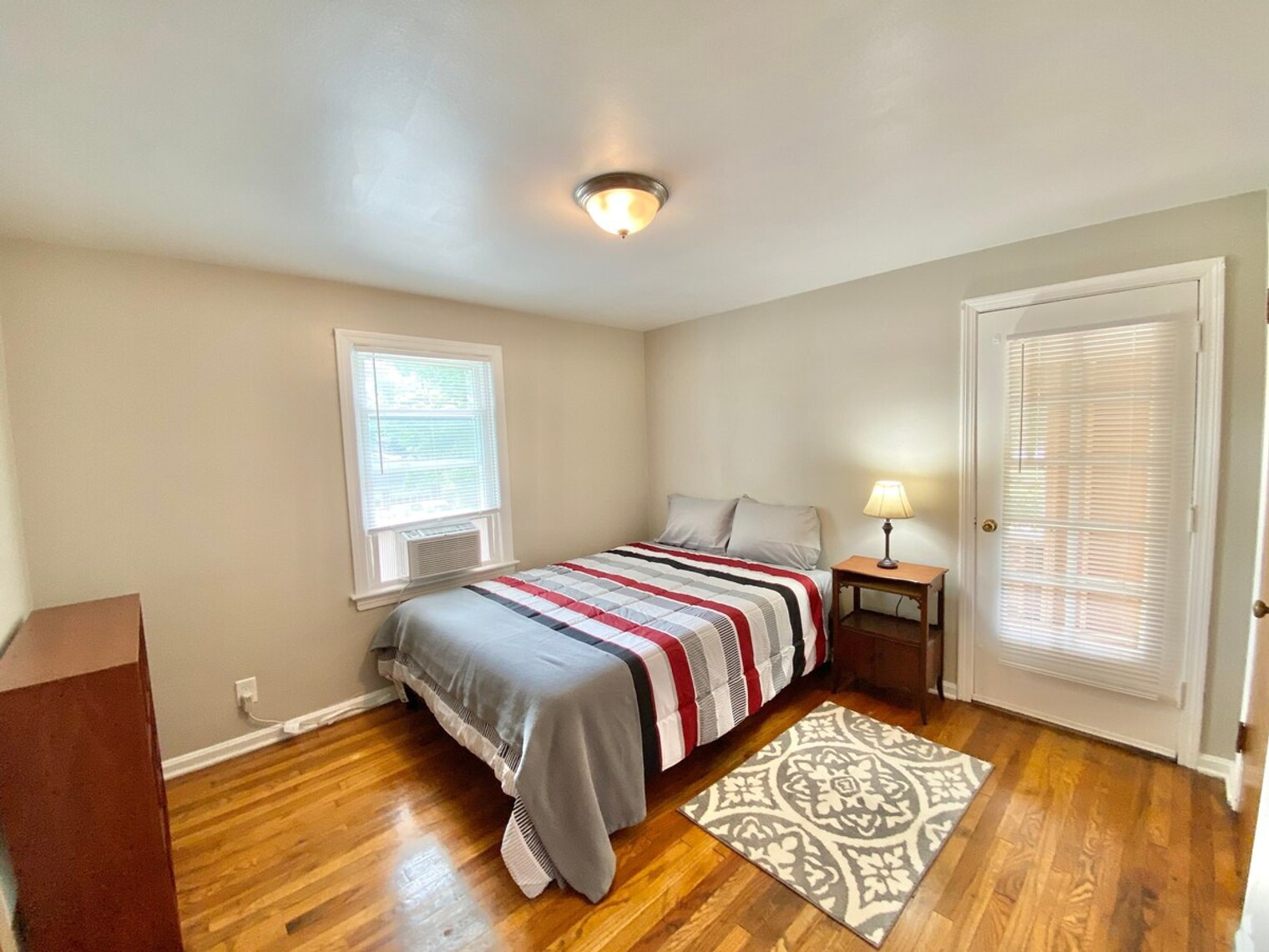 Building Photo - 3698 Washington Blvd