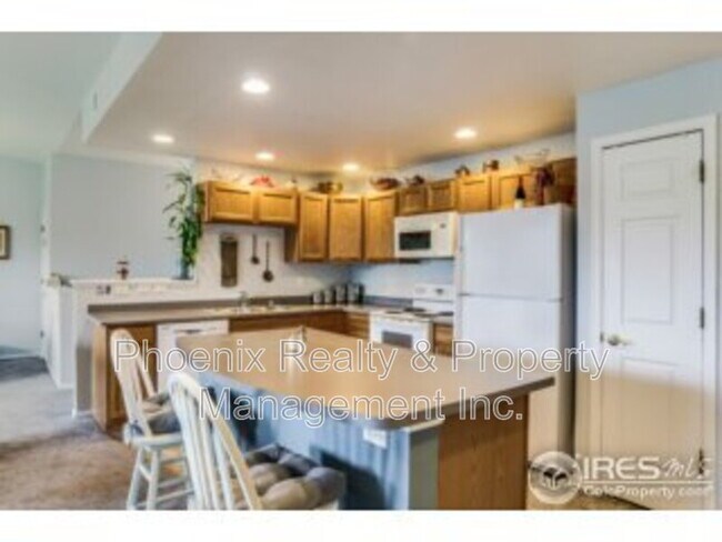 Building Photo - 1703 Whitehall Dr