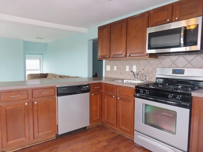 Building Photo - 4712 Ventnor Ave
