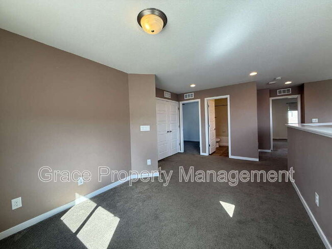 Building Photo - 10808 Salida St