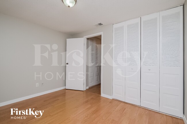 Building Photo - 12213 Hidden Brook Dr