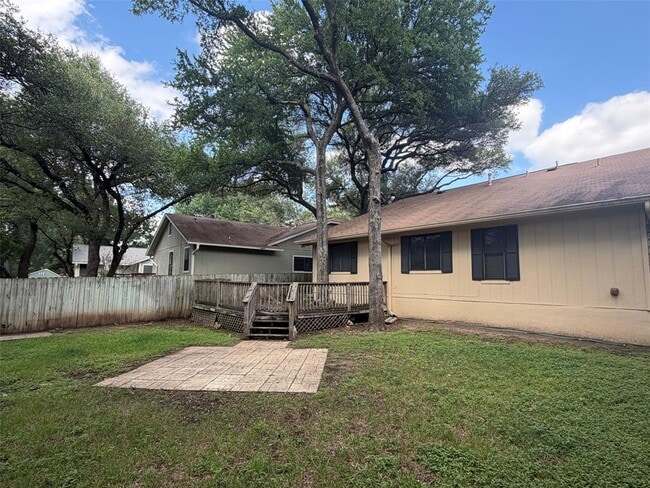 Building Photo - 7422 Dallas Dr