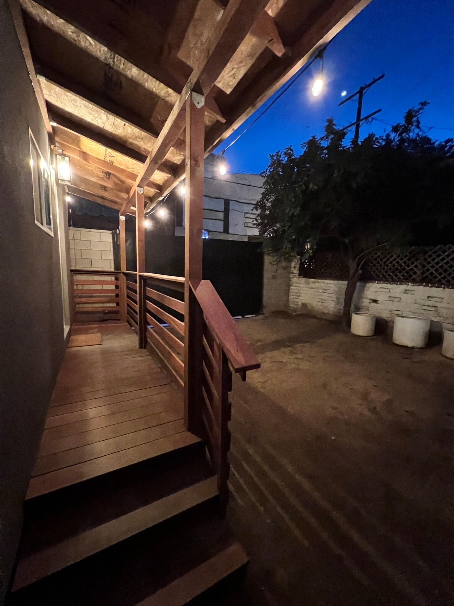 Building Photo - 3518 Hunter St