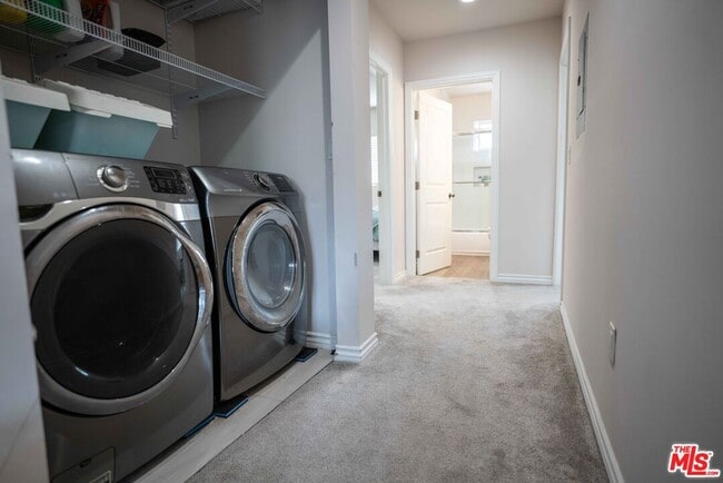 Building Photo - 306 E 36th St