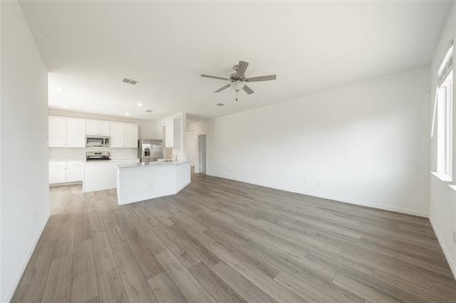 Building Photo - 340 Wentworth Dr