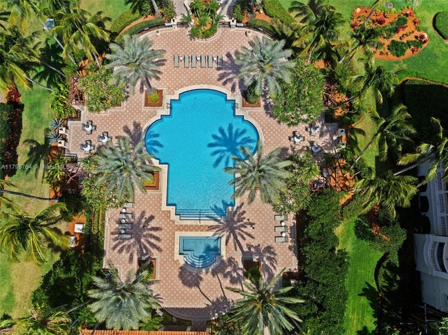 Building Photo - 13643 Deering Bay Dr