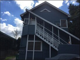 Building Photo - 319 Flora St