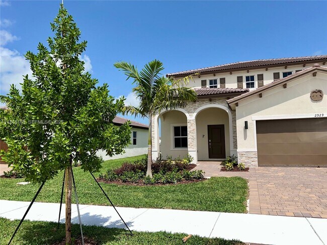 Building Photo - 2929 SE 23rd Ave