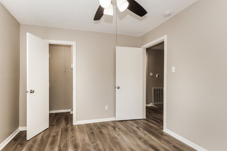Building Photo - 17930 Cypress Spring Dr