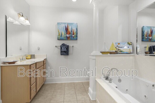Building Photo - 2180 Waterview Dr