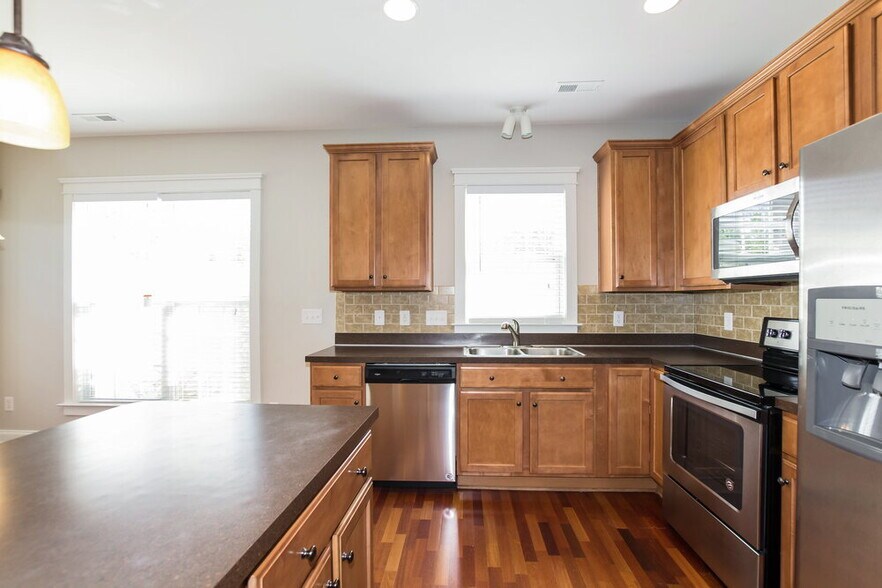 Building Photo - 9925 Grier Springs Ln