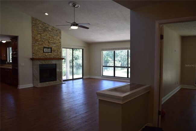 Building Photo - 12806 Twin Branch Acres Rd
