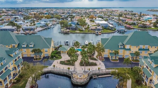 Building Photo - 6414 Sunset Bay Cir