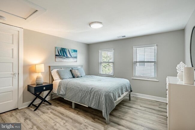 Building Photo - 5708 Park Blvd