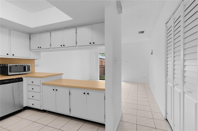 Building Photo - 11522 SW 109th Rd