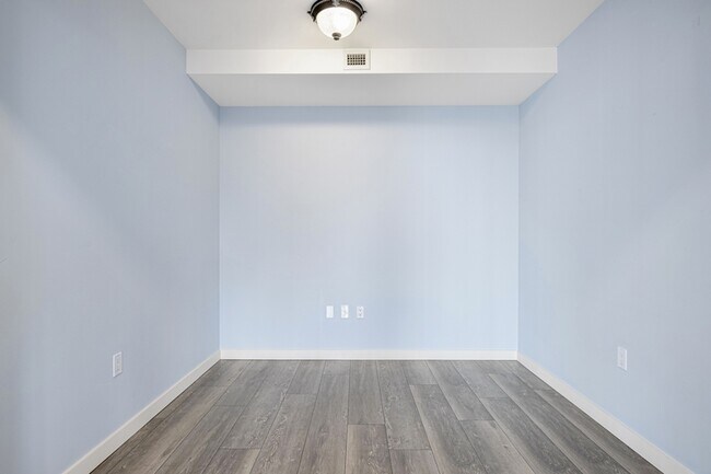 Building Photo - 2721 1st Ave