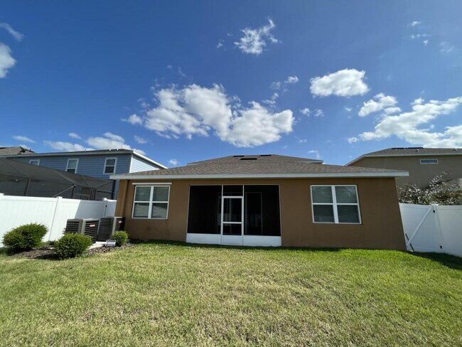 Building Photo - 11306 Leland Groves Dr