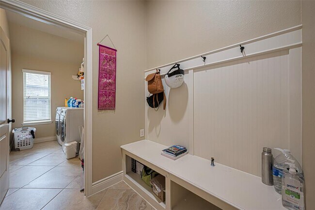 Building Photo - 20267 Ivory Valley Ln