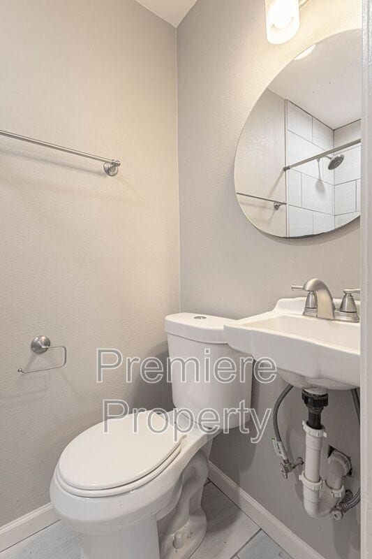 Building Photo - 11347 Sycamore Terrace