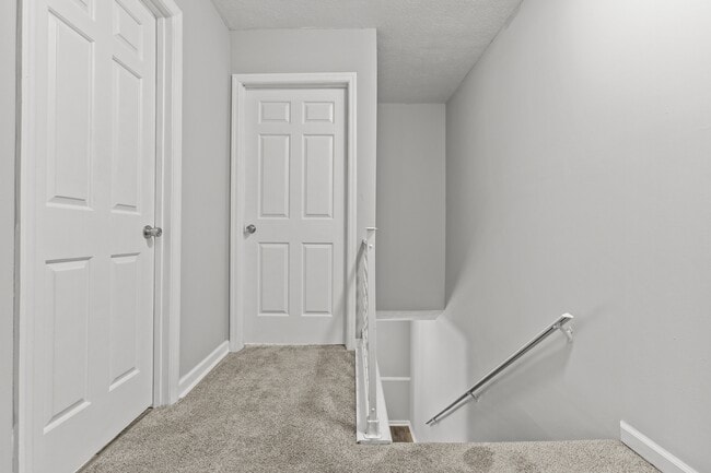 Building Photo - 1658 Foxhaven Dr