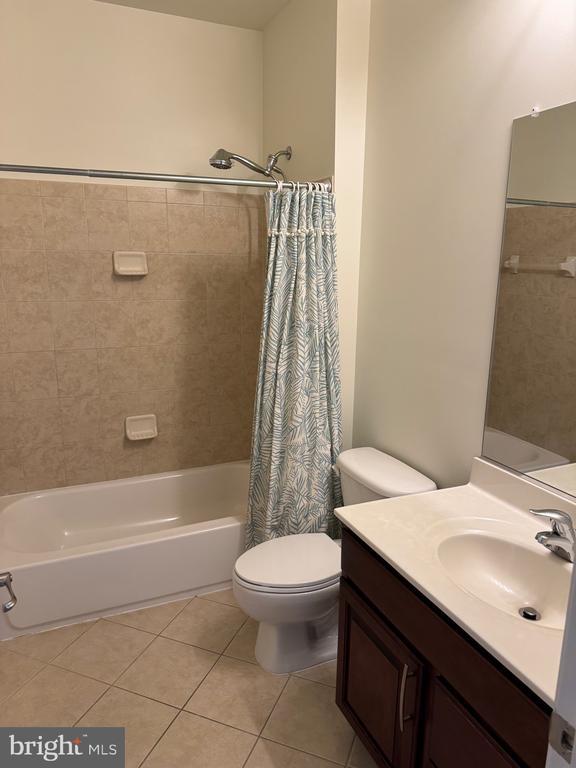 Building Photo - 5105 Hugunin Way