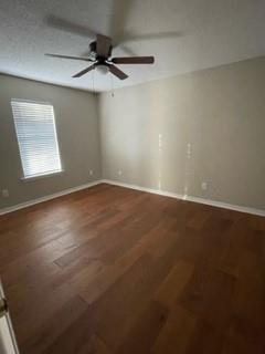 Building Photo - 10380 Hunters Ridge Dr N
