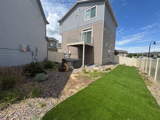 Building Photo - 6153 Callan Dr