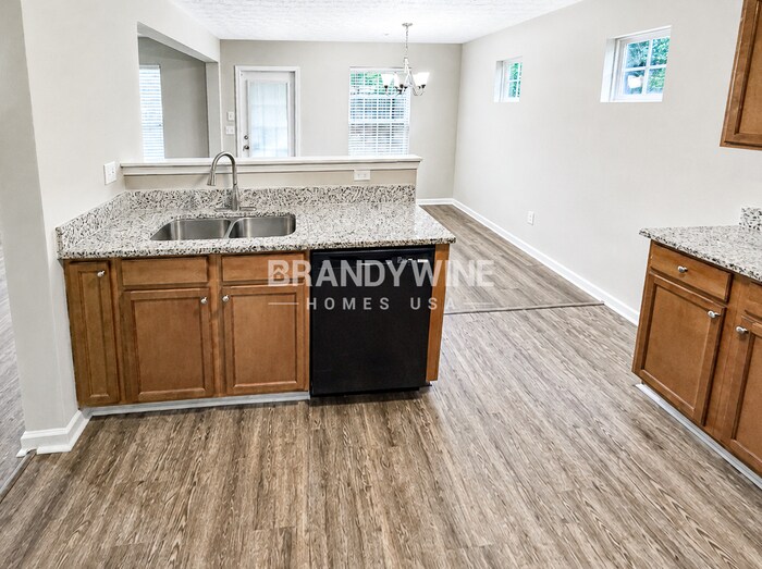 Building Photo - 273 Topaz Dr