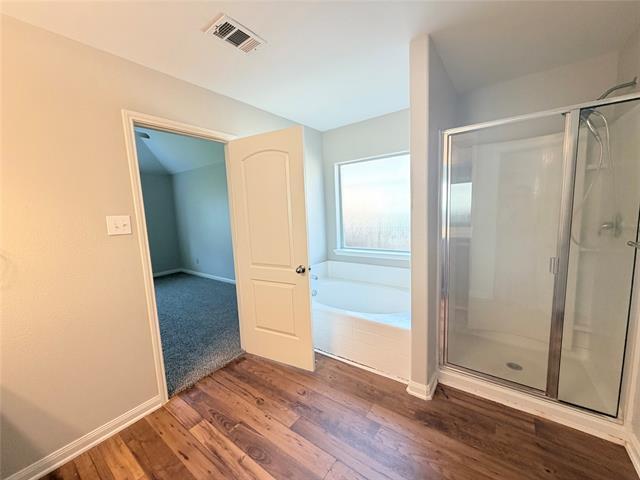 Building Photo - 2134 Redbud Dr