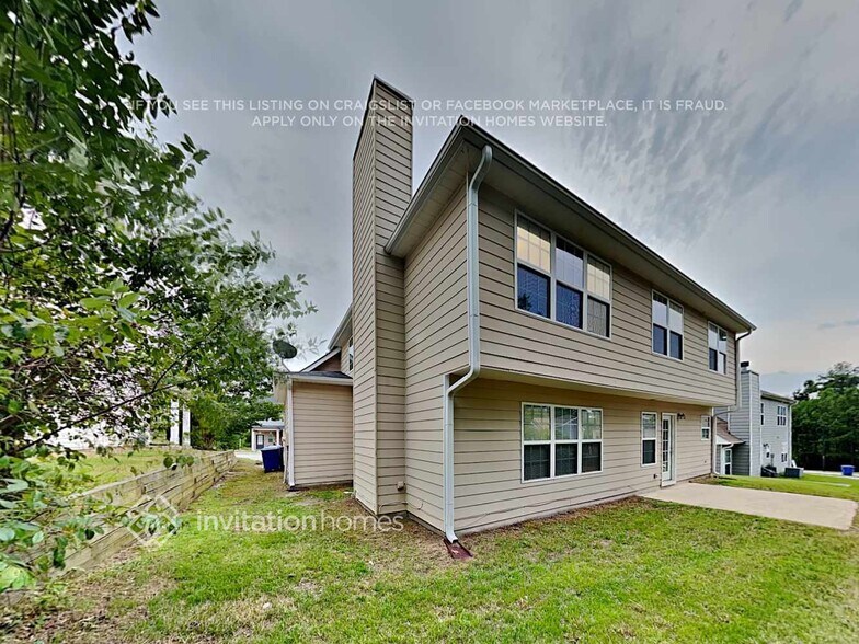 Building Photo - 556 S Fortune Way
