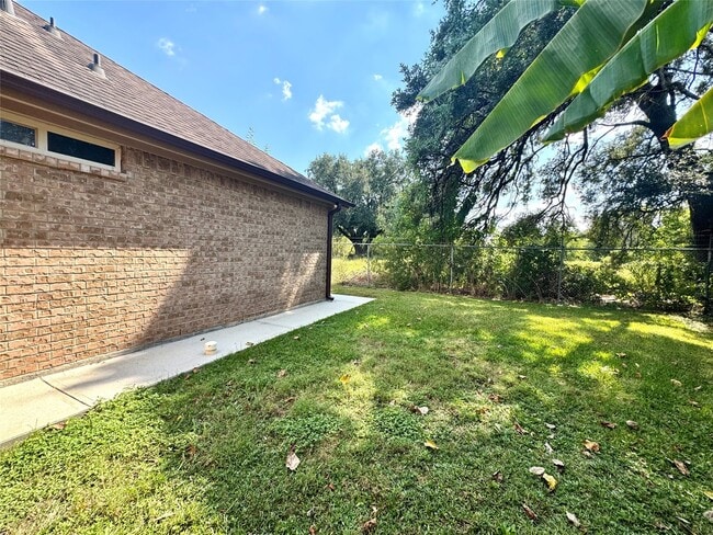 Building Photo - 114 Shayan Ct