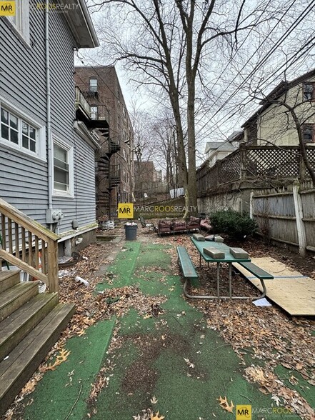 Primary Photo - 27 Orkney Rd