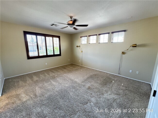 Building Photo - 3373 Osiana Ave