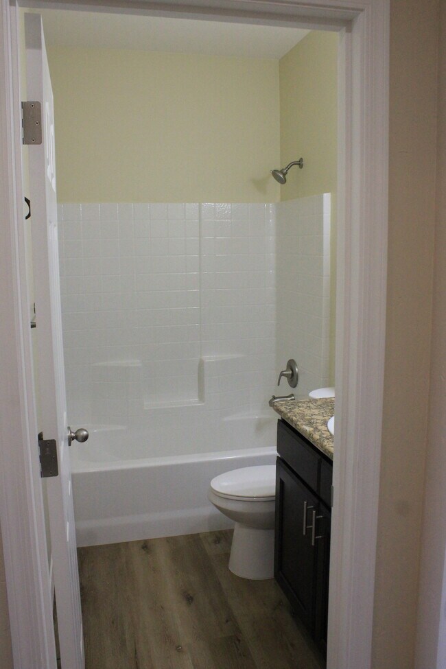 Building Photo - 9847 Prescott Dr