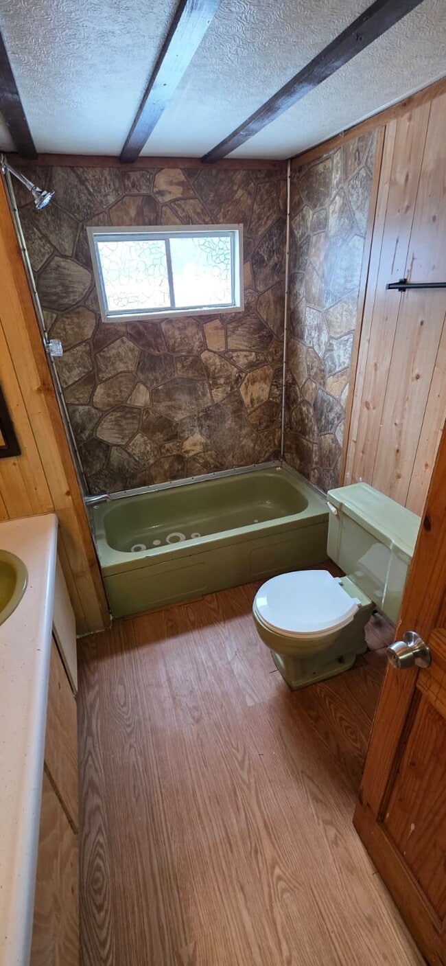 Building Photo - 8364 Cedar St