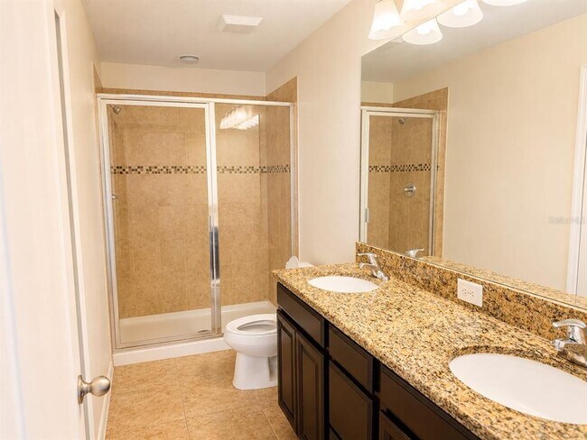 Building Photo - 2119 Lennox Dale Ln
