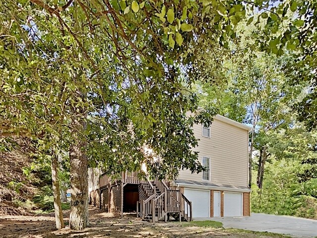 Building Photo - 1185 Mountainside Dr NW