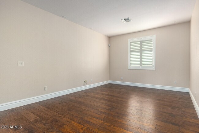 Building Photo - 14823 W Windsor Ave