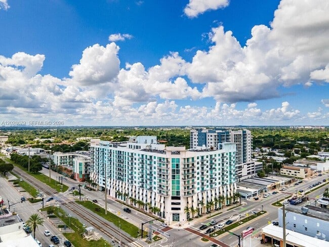 Building Photo - 140 S Dixie Hwy