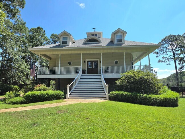 Building Photo - 4596 Bayside Dr