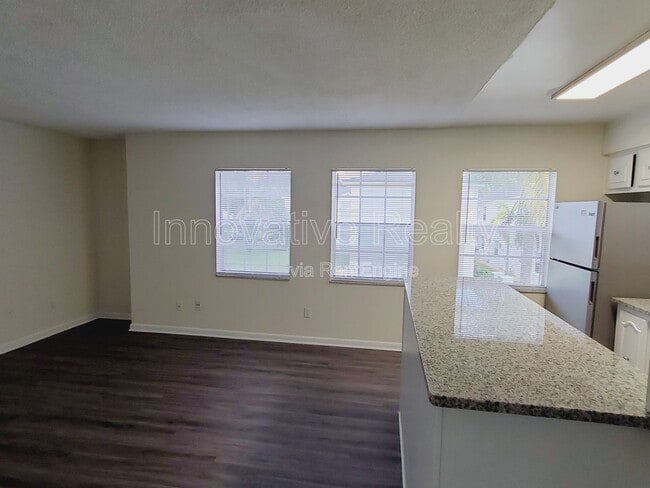 Building Photo - 5250 Davisson Ave