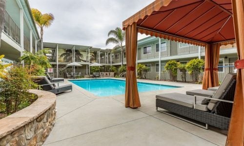 Building Photo - Tahitian Apartments