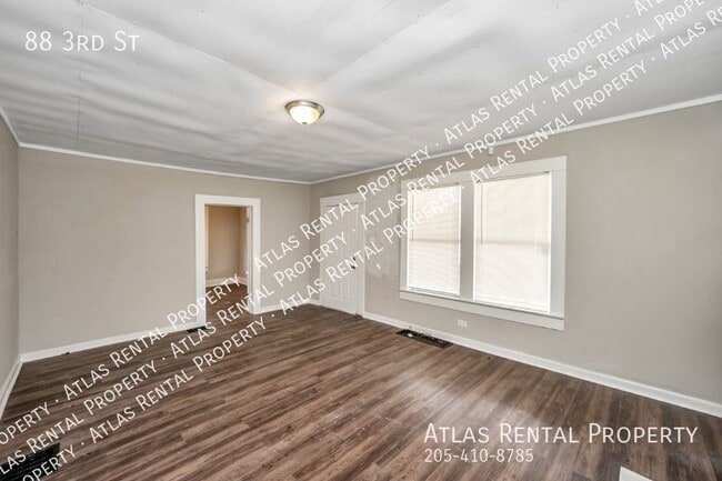 Building Photo - 88 3rd St